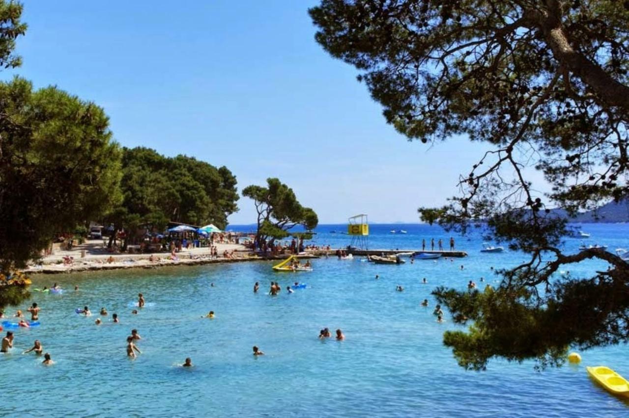Apartments Lavanda Biograd Na Moru Esterno foto