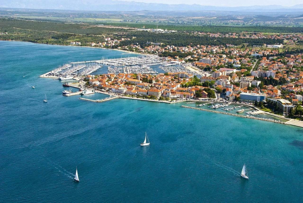 Apartments Lavanda Biograd Na Moru Esterno foto